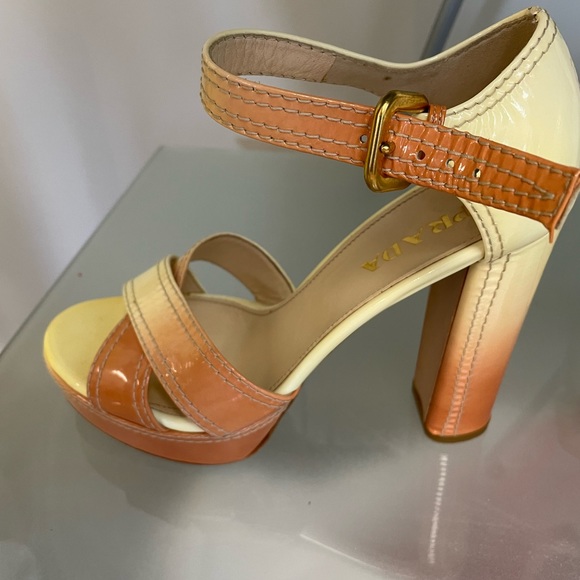 Prada-Platform in pristine condition! - Picture 2 of 4
